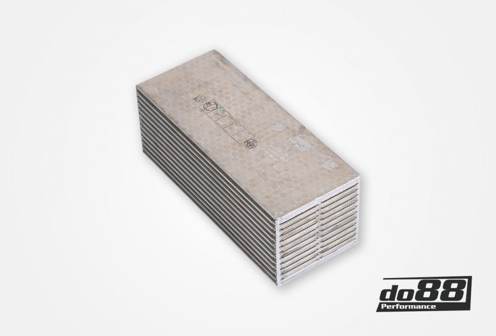 Garrett Intercooler Core Air-Water (122 x 114 x 302 mm) - 1000 HP - Harrys Euro