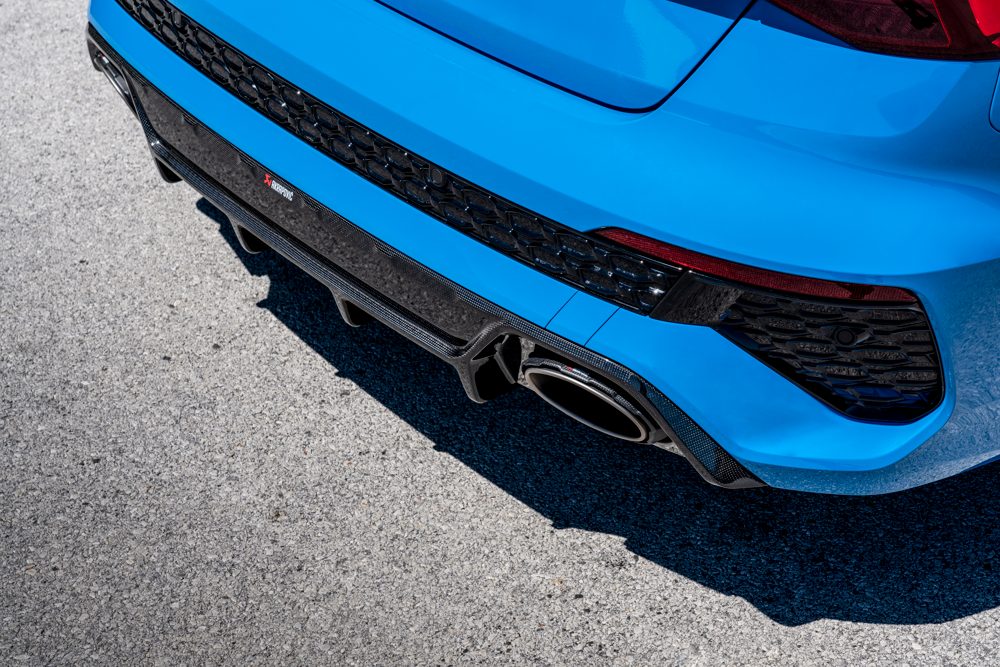 Akrapovic Rear Carbon Fibre Diffuser - Gloss for Audi 8Y RS3