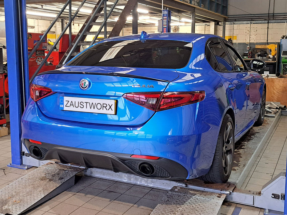 Alfa Romeo Giulia Veloce - Rear silencer delete + Tips