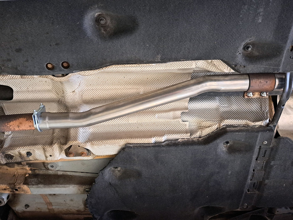 Audi TT Mk3 2.0 TFSi Quattro Front Silencer delete - Harrys Euro