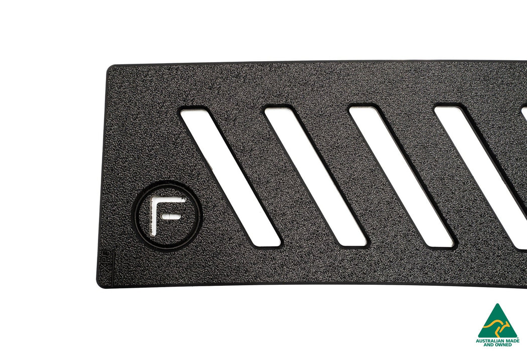 XR5 Focus Turbo Rear Window Vents (Pair)-Flow Designs
