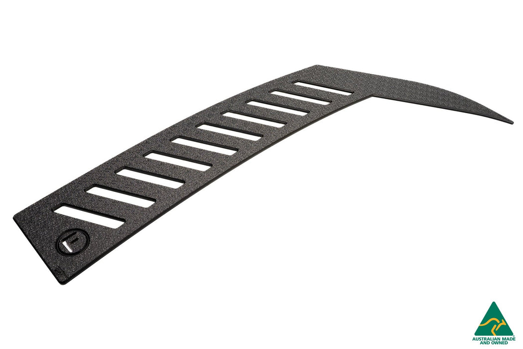 XR5 Focus Turbo Rear Window Vents (Pair)-Flow Designs