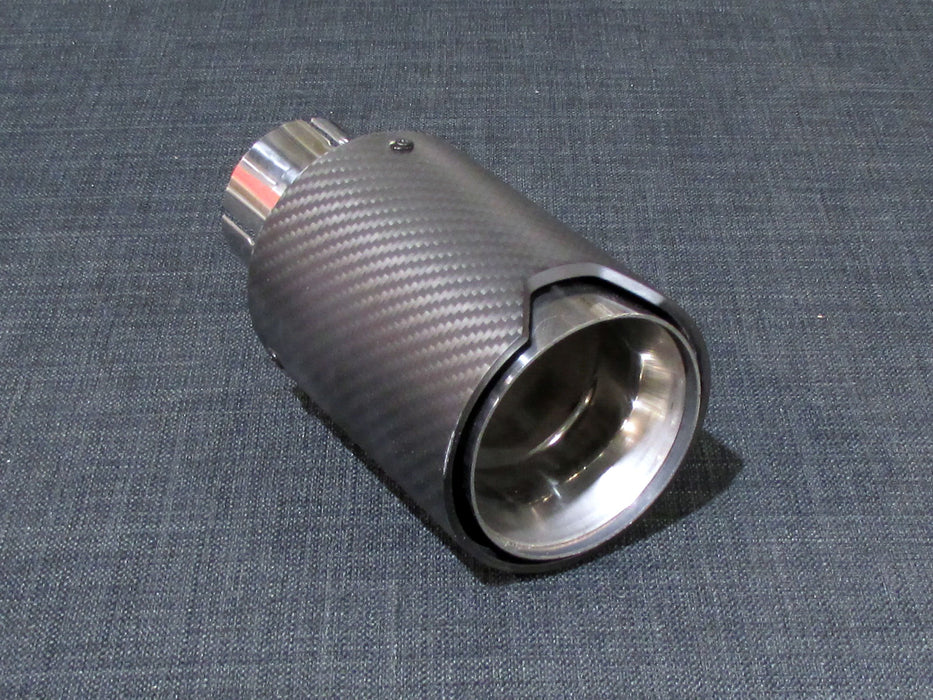 ZRT182 - Single 3.5inch Round tailpipe - Carbon + polished