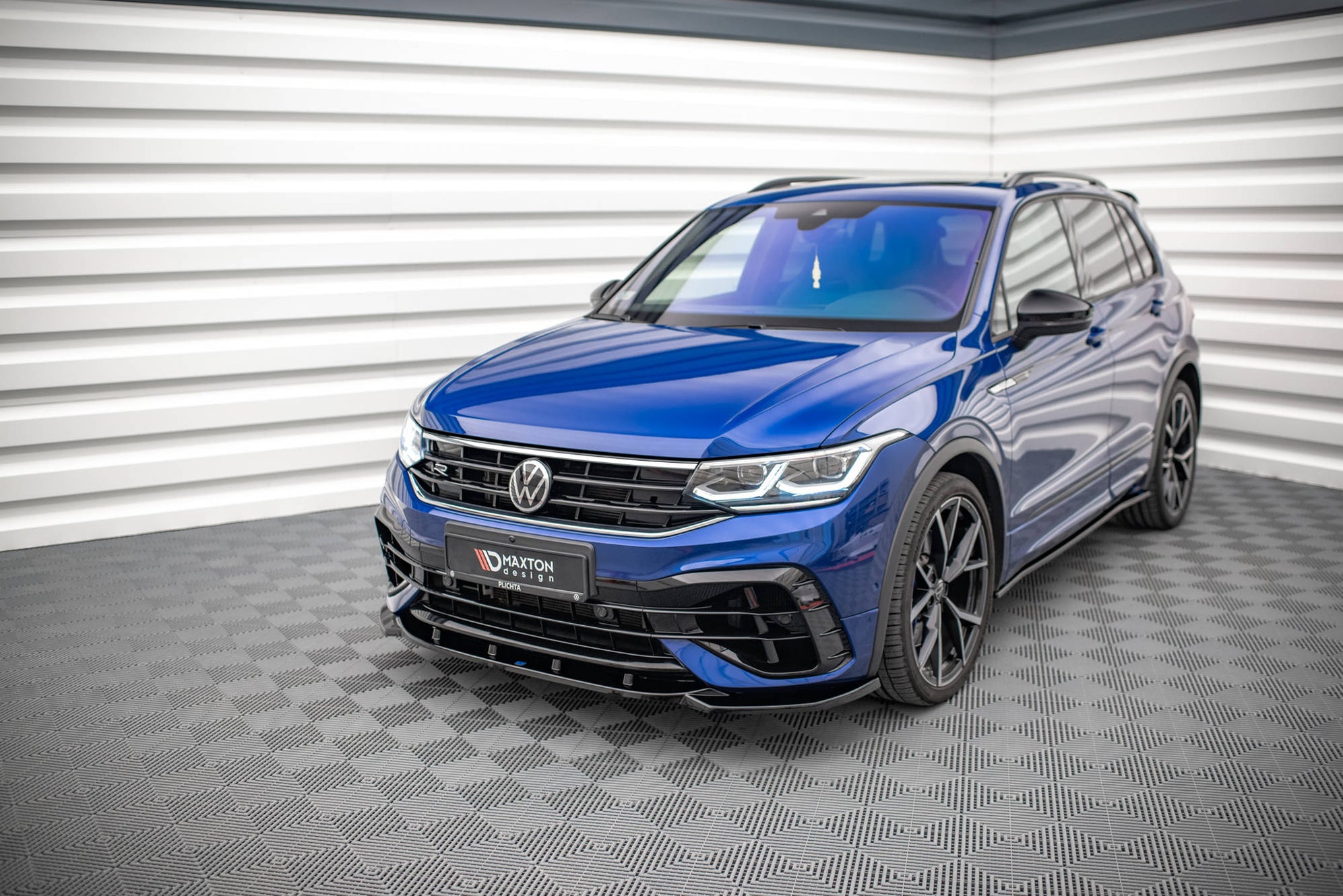 Front Splitter V.3 Volkswagen Tiguan R / R-Line Mk2 Facelift — Harrys Euro