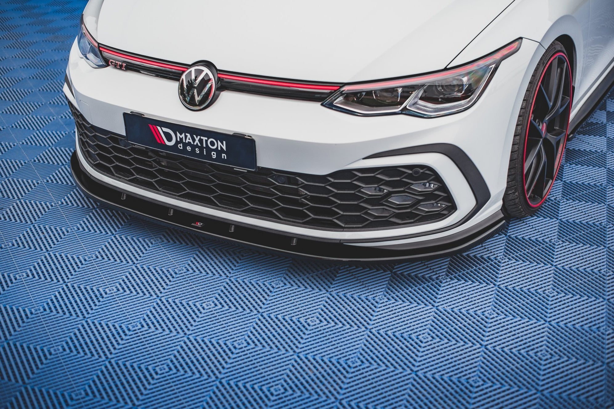 Front Splitter Volkswagen Golf GTI / GTE / GTD / R-Line Mk8 — Harrys Euro