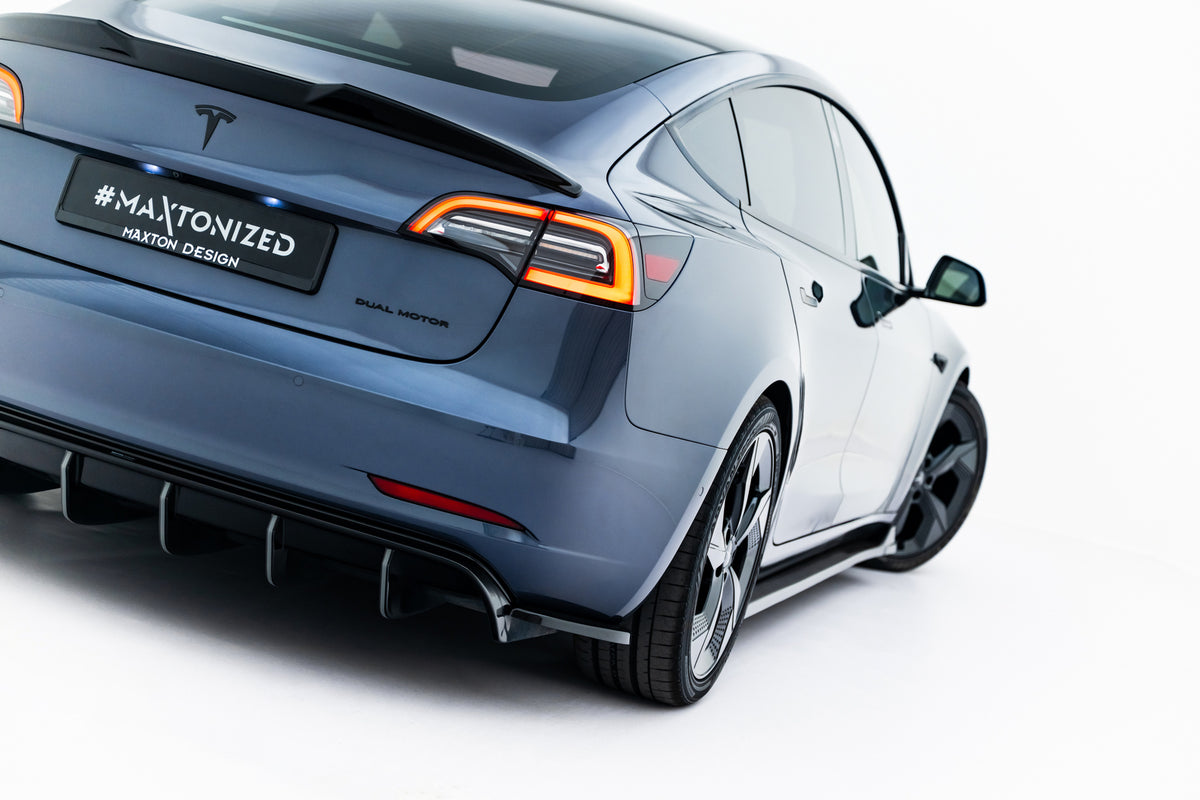 Rear Side Splitters V.2 Tesla Model 3 — Harrys Euro