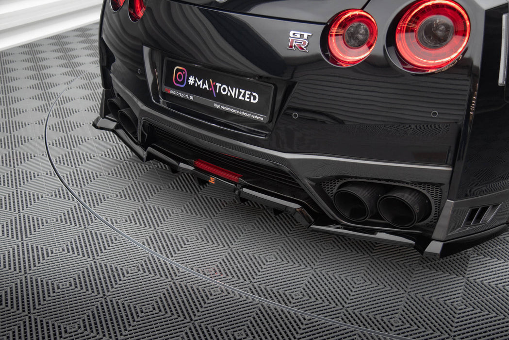 Rear Splitter (with vertical bars) Nissan GTR R35 Facelift-NI-GTR-4F3-RD1GplusRD2G