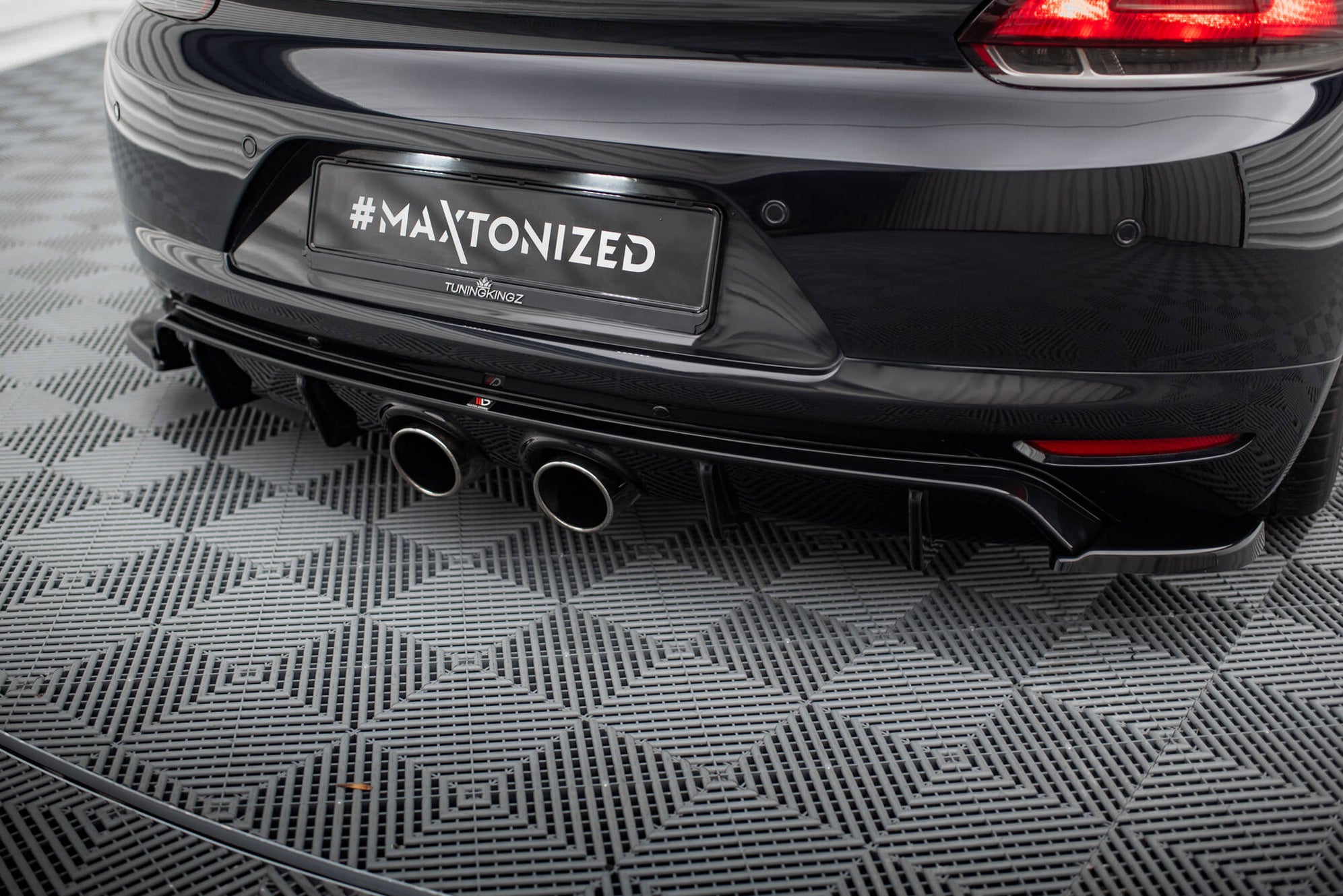 Rear Valance V.2 Volkswagen Scirocco Mk3 (R32 Exhaust) — Harrys Euro