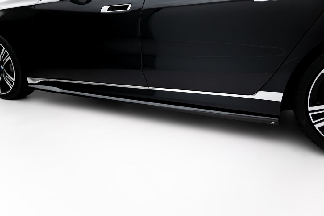 Side Skirts Diffusers BMW 740d xDrive M-pack / 740i xDrive M-Pack G70