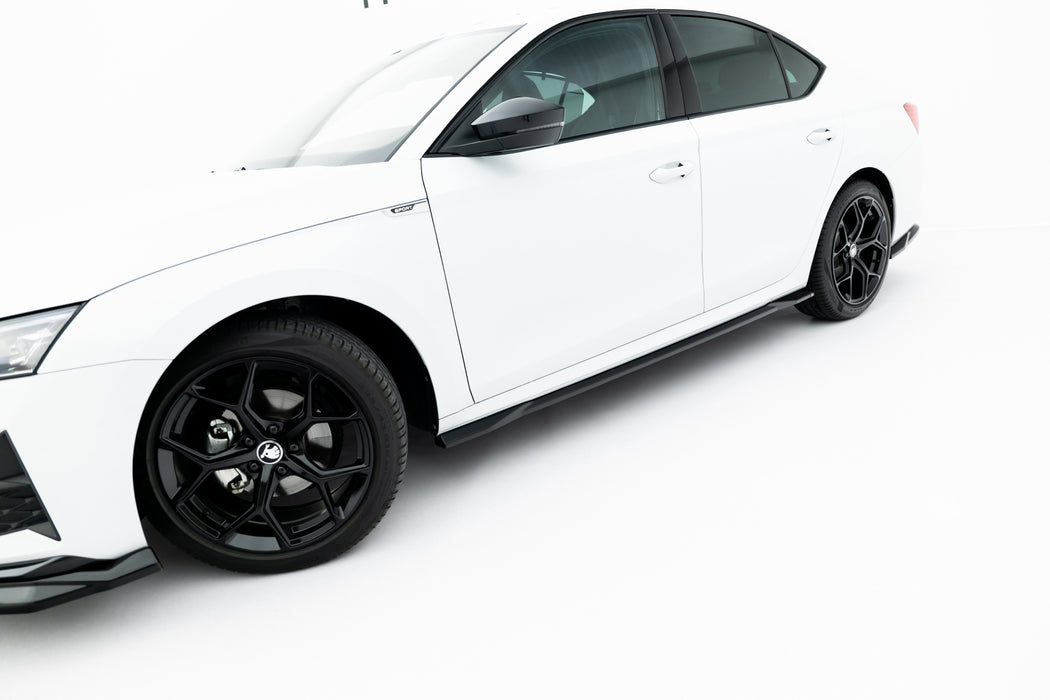 Side Skirts Diffusers V.3 Skoda Octavia RS Liftback / Combi Mk4 Facelift