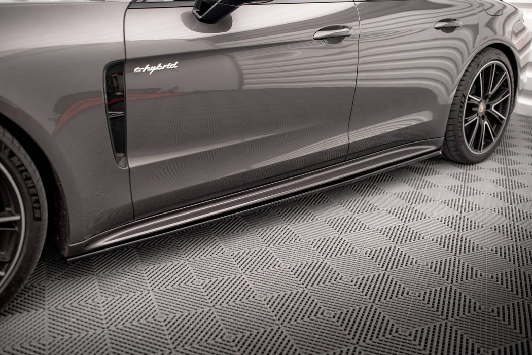 Side Skirts Diffusers V.1 Porsche Panamera Turbo S E-Hybrid / Panamera E-Hybrid / Panamera 4S 971