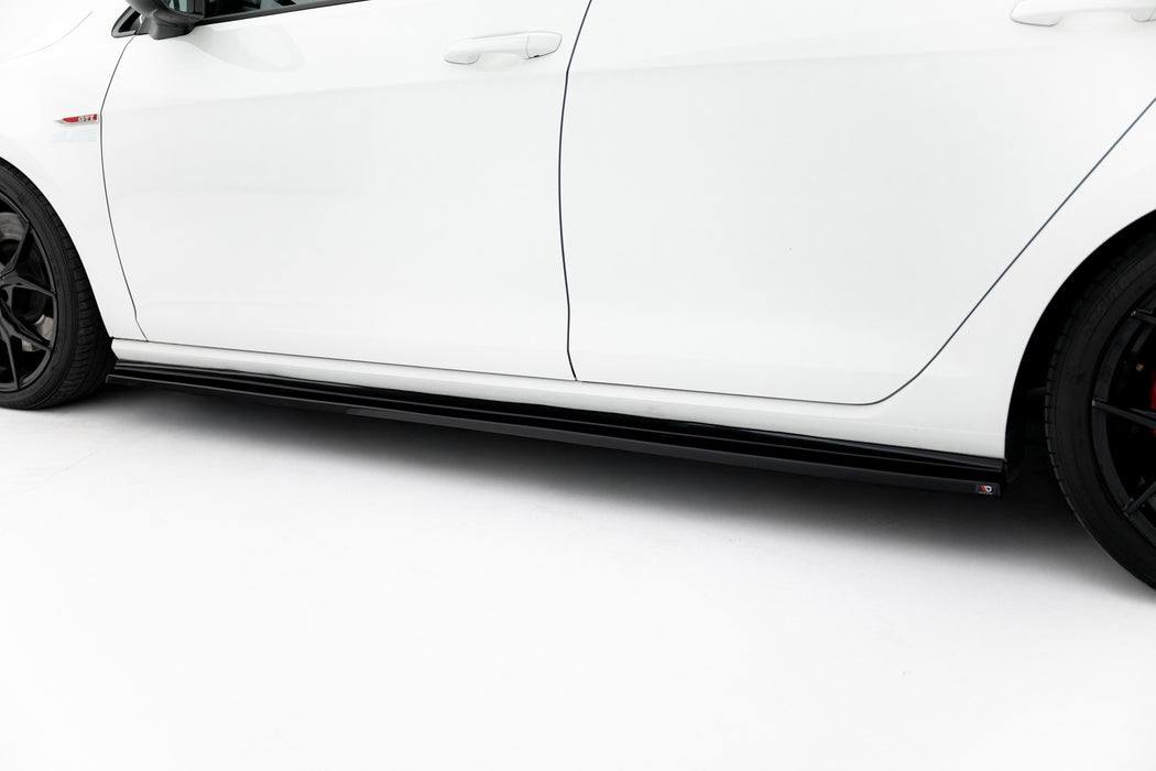 Side Skirts Diffusers V.2 VW Golf 7 GTI (narrow)