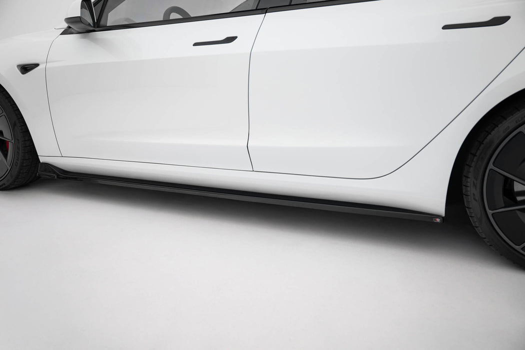 Side Skirts Diffusers V.3 Tesla Model 3 Mk1 / Mk1 Facelift
