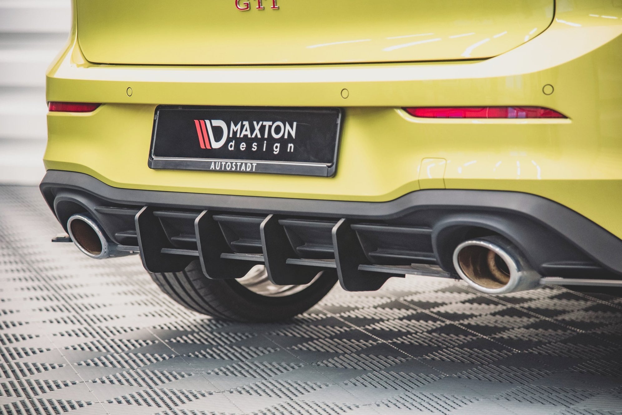 Street Pro Rear Diffuser V.1 Volkswagen Golf GTI Clubsport Mk8 — Harrys ...