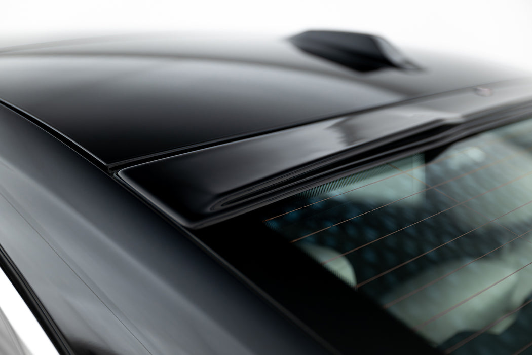 The extension of the rear window BMW 7 M-Pack / M760e / i7 M-Pack G70