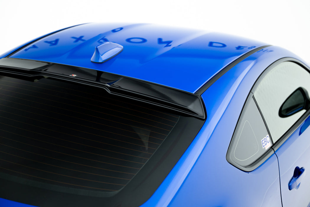 The extension of the rear window Toyota GR86 Mk1