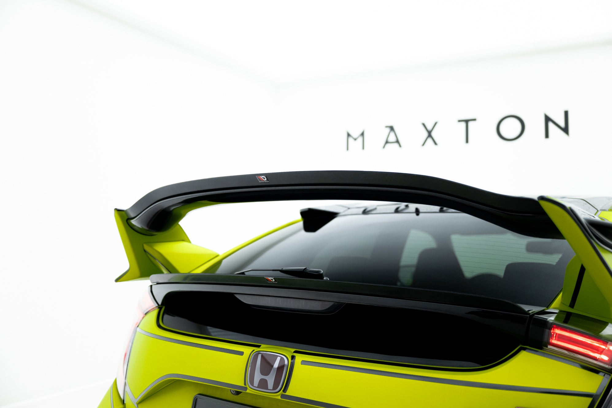 Upper Spoiler Cap V.1 Honda Civic Type-R Mk10 / Mk10 Facelift — Harrys Euro