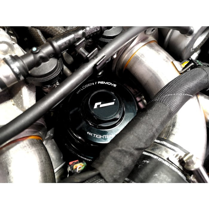 RacingLine Billet Oil Filter Housing / Audi B9 / S4/S5/SQ5 & RS4/RS5